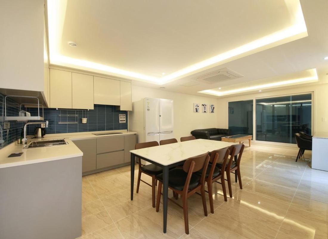Wj Hotel Pool House Wonju Esterno foto