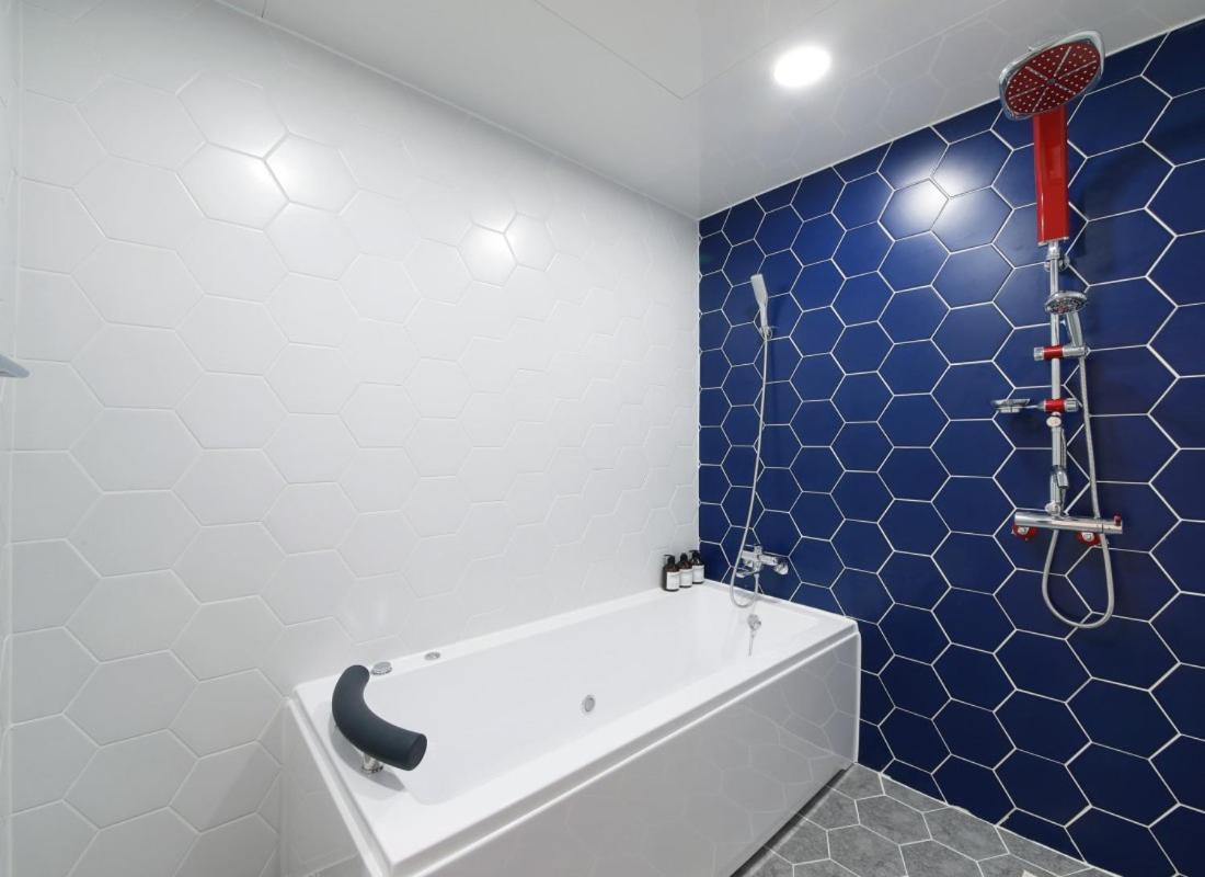 Wj Hotel Pool House Wonju Esterno foto